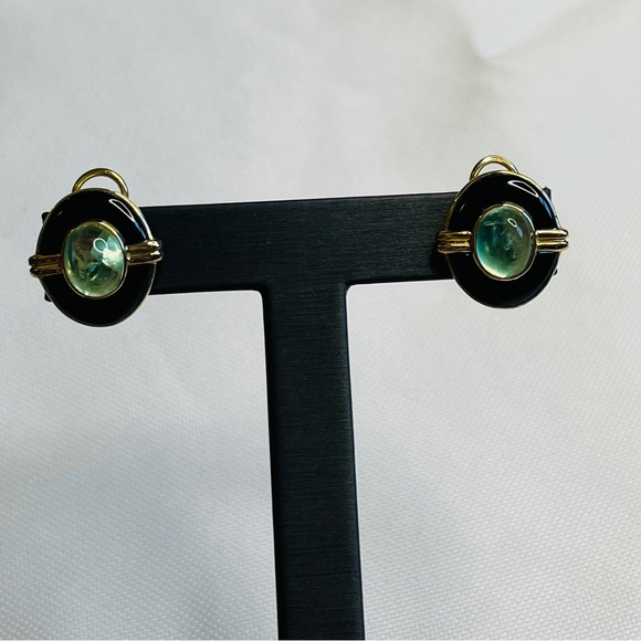 Kylo 925 Sterling Silver Vermeil Onyx And Quartz Omega Back Earrings - Picture 4 of 5